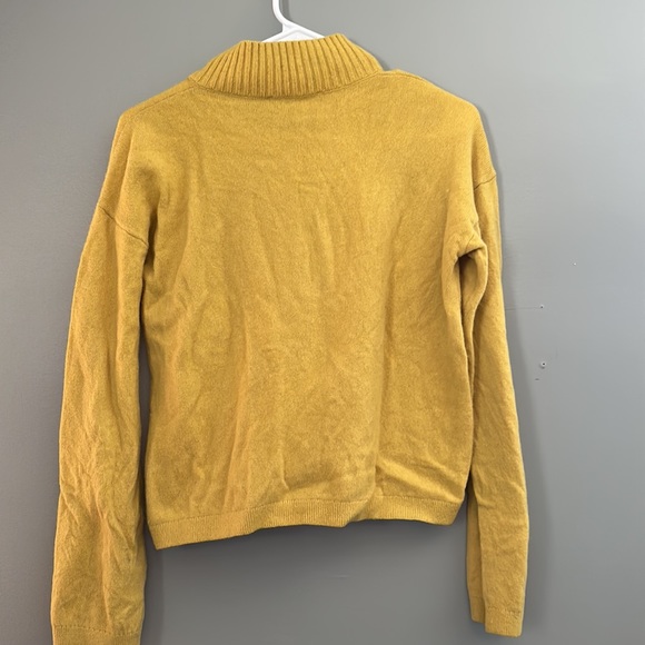 Everlane Cropped Sweater Yellow Size Medium - Picture 5 of 6